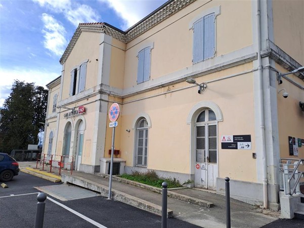 Gare de Loriol